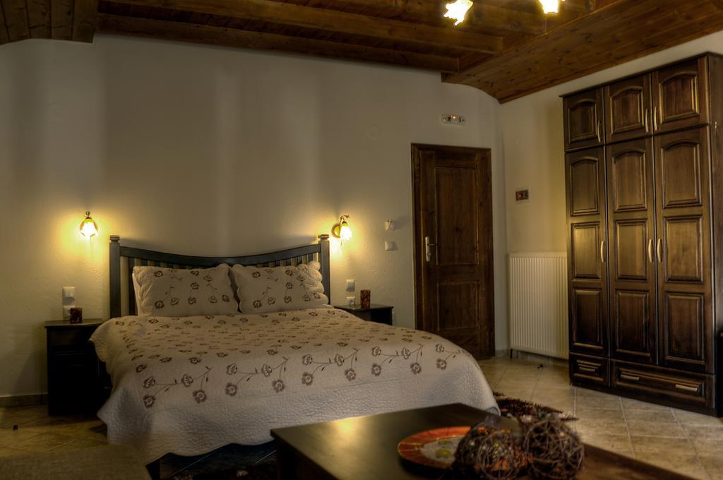 Toula Rooms Ángistron Стая снимка