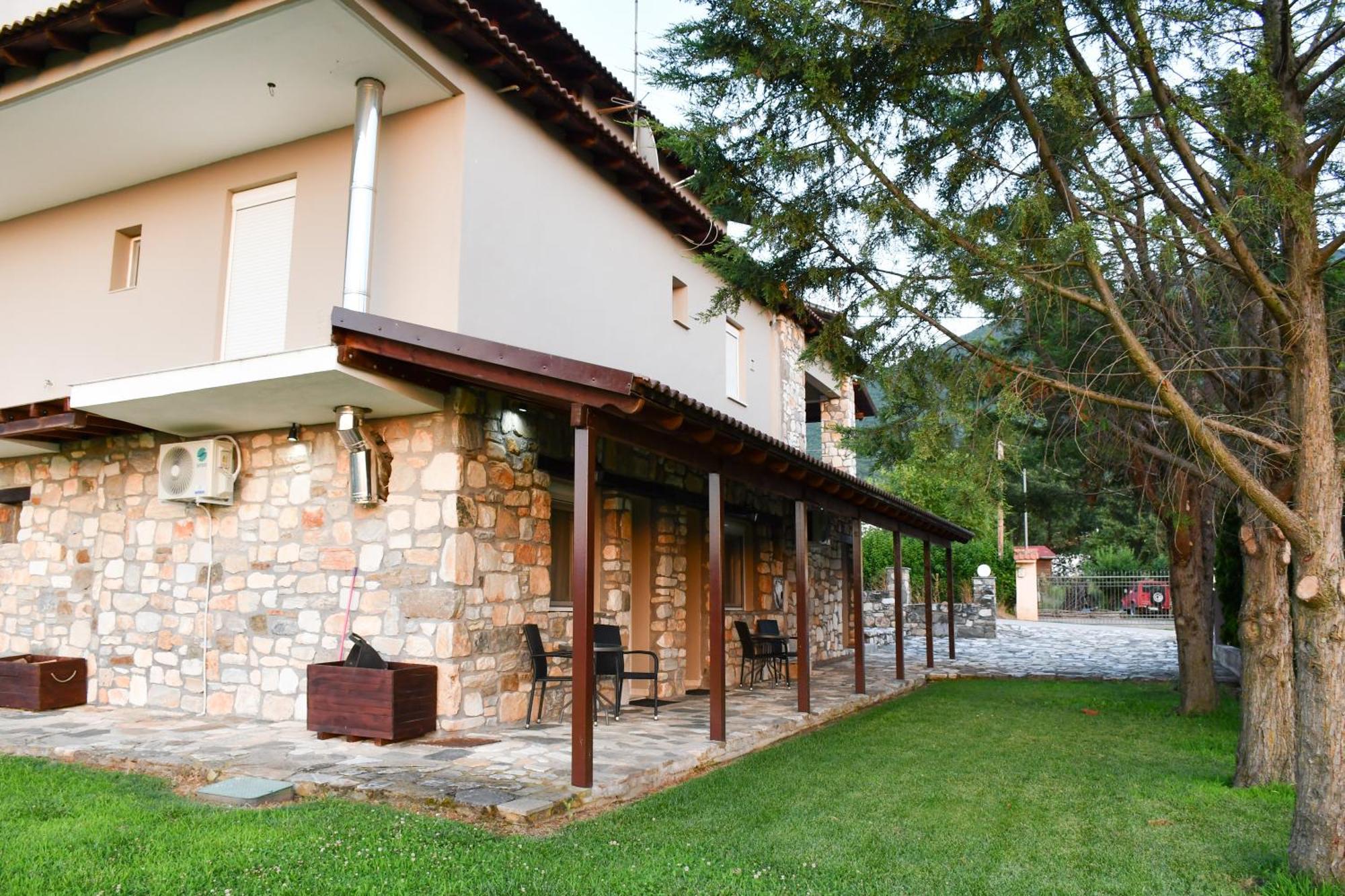 Toula Rooms Ángistron Екстериор снимка